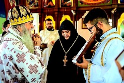 Евхаристијска радост у манастиру Свете великомученице Недеље у селу Петина